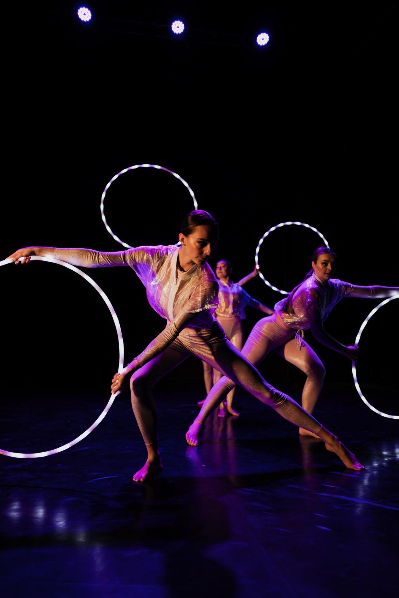 Světelné kruhy & Aerial Hoop - photo 3